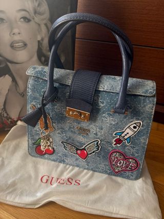 Bolso Guess Denim con Parches Multicolor