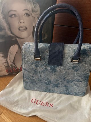 Bolso Guess Denim con Parches Multicolor