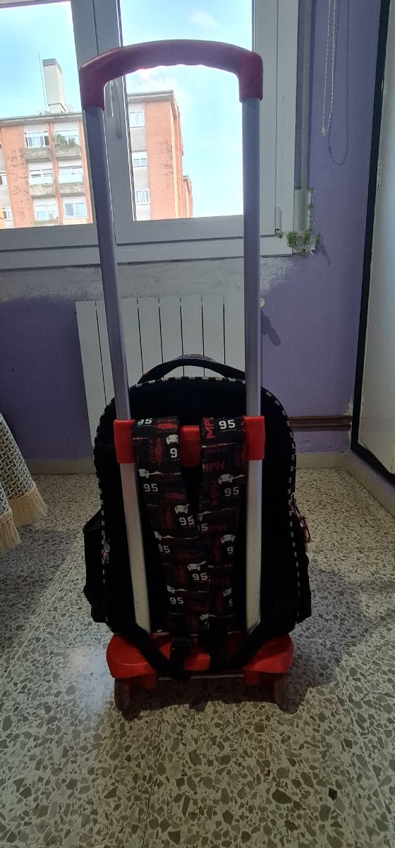 Mochila infantil McQueen 95 adaptable