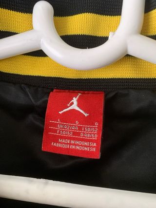 Chaqueta bomber satinada Jordan Y2K OG