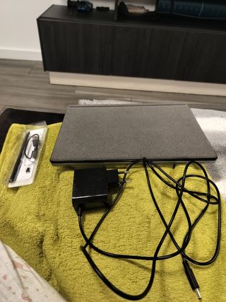 Portátil Tablet Chuwi Gris-Negro