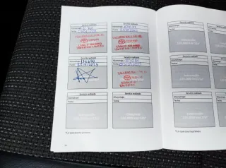 Toyota  Auris HYBRID 2014