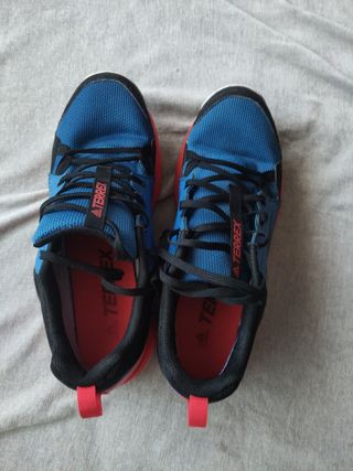 Zapatillas Adidas Talla 42.5 