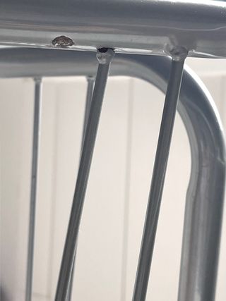 Mesa y 4 sillas de cocina blanca y gris, Conforama