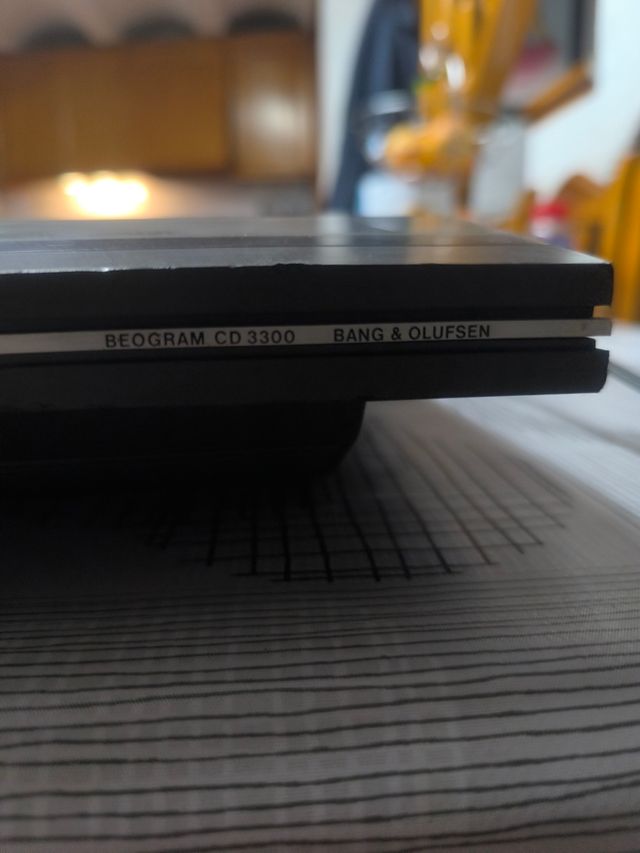 Bang & Olufsen Beogram CD 3300 Argento