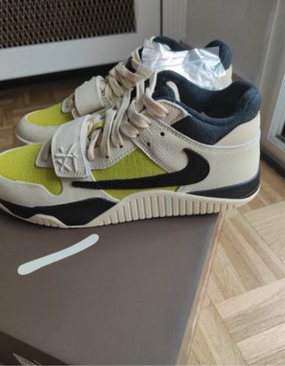 Jordan Jumpman Jack Travis Scott bright cactus 