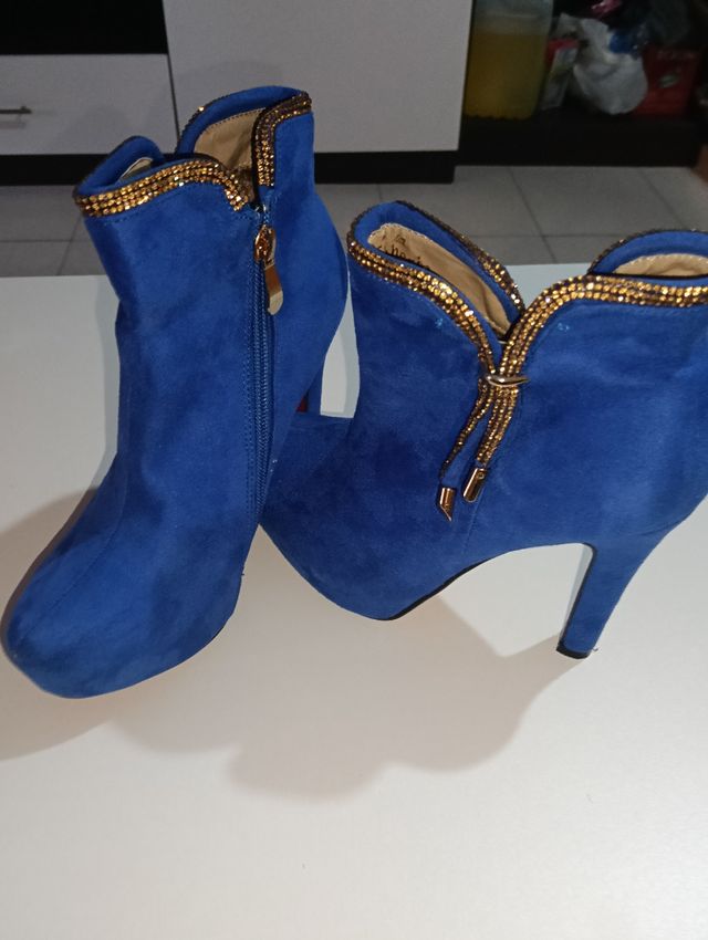 Botines SITUO azul y dorado