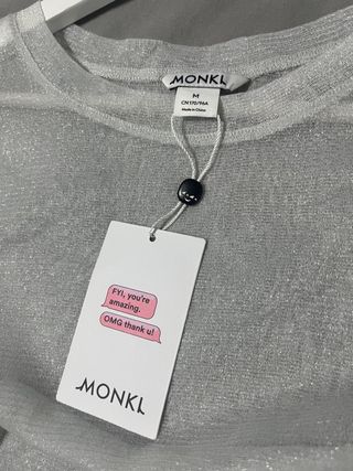 Camiseta Monki oversize transparente