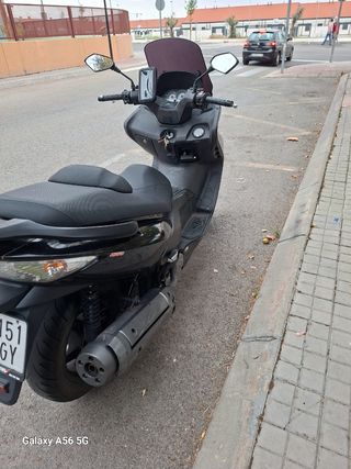 Kimco Xciting 500R Negra
