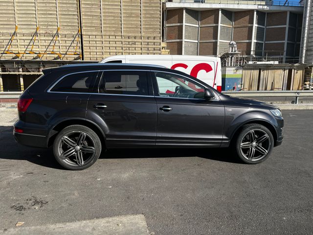 Audi Q7 2015