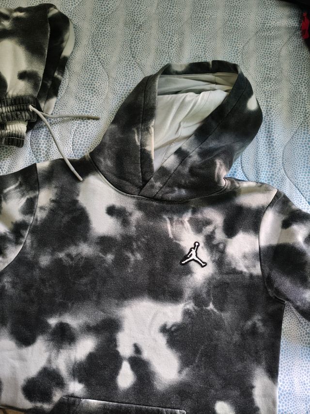 Completo tuta Jordan tie-dye 12/13 anni