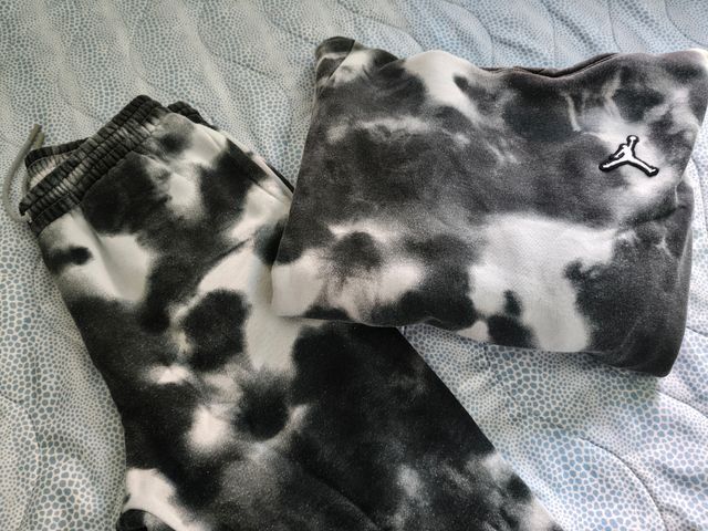 Completo tuta Jordan tie-dye 12/13 anni
