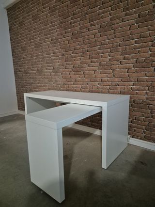 Escritorio MALM Ikea blanco con tablero extensible