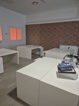 Escritorio MALM Ikea blanco con tablero extensible