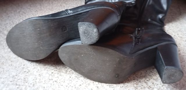 Botas altas negras talla 38