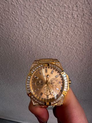 Reloj Guess Zeus Dorado