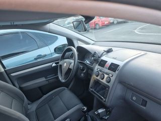 Volkswagen Touran 2010