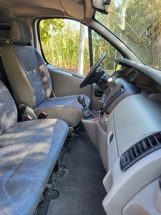 Nissan NV200 2004