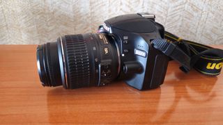 Cámara Nikon D3200 + Accesorios