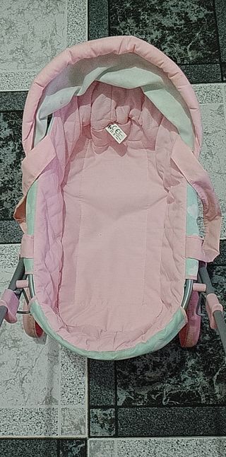 Cochecito de muñecas rosa y verde