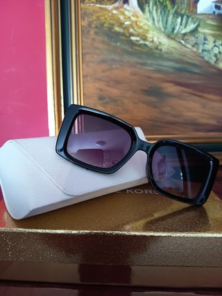 Gafas de sol Michael Kors negras