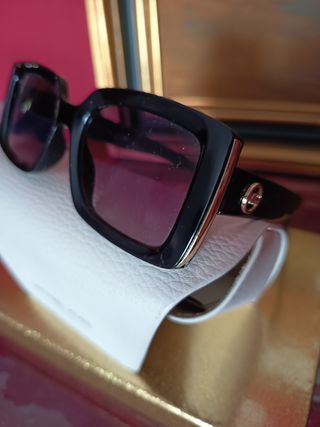 Gafas de sol Michael Kors negras