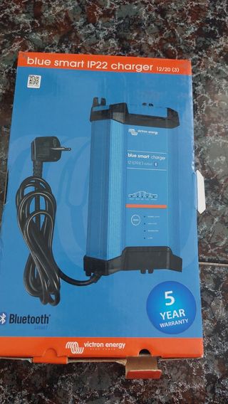Cargador multiple 12V-20A baterias victron