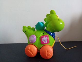 Dragón, caracol y avión con música