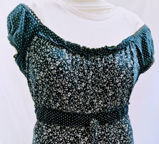 Vestido corte imperio negro. Estampado Talla XL
