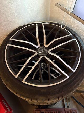 Llantas Audi con cubiertas