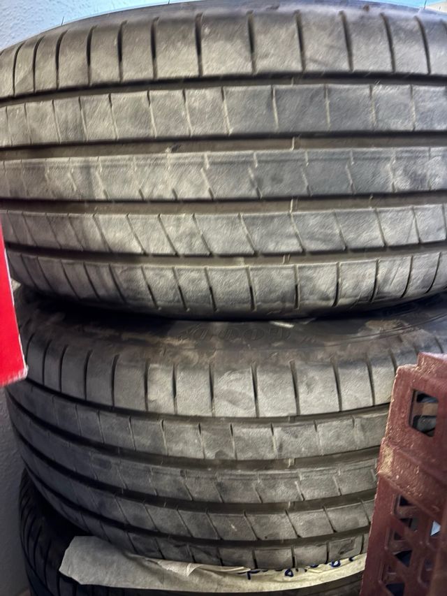 Llantas Audi con cubiertas