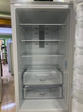 Nevera Indesit No Frost A++ con garantia 