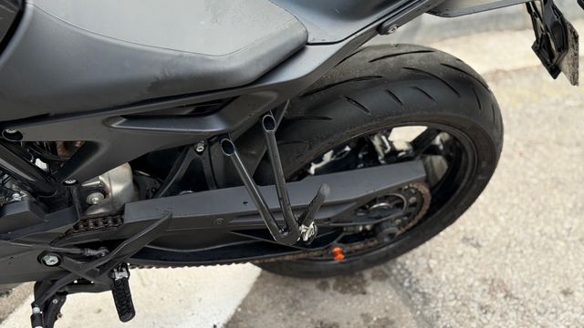 KTM Duke 890 2022 con ampliación garantía 2 años