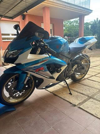 Suzuki GSXR 600 K8