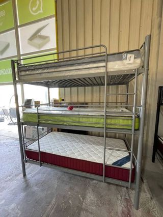 Literas triples de metal