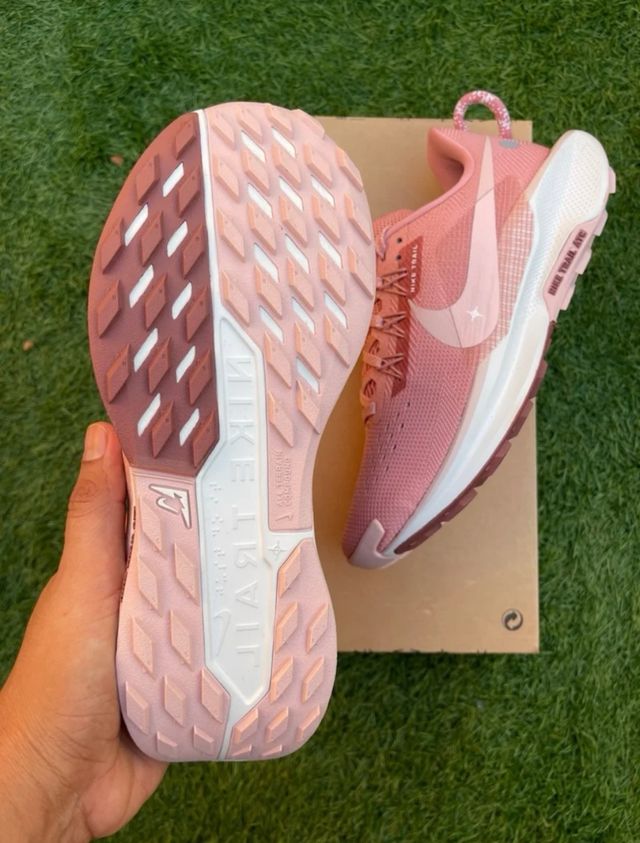 Nike Pegasus Trail 5 Talla 42 Rosa