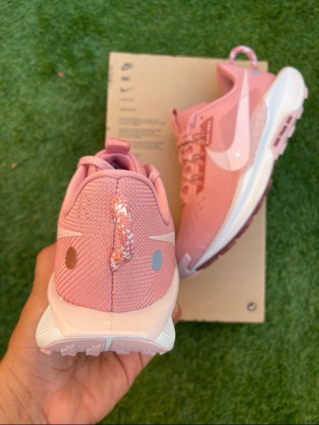 Nike Pegasus Trail 5 Talla 42 Rosa