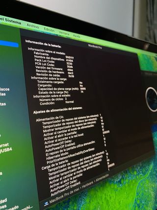 MacBook Pro 15”/16GB RAM + Paq Offce
