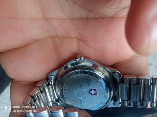Reloj Kross Original Plata y Blanco