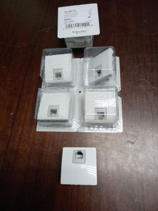 Toma RJ11 Unica Schneider Electric