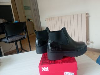 Botas Chelsea negras talla 36