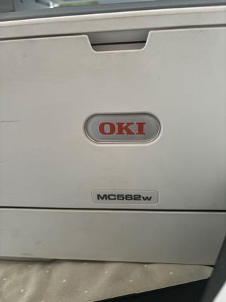 Impresora OKI MC562w + Toner