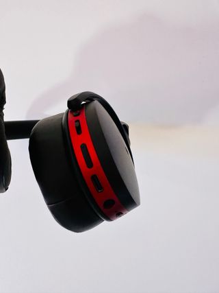 Auriculares Sennheiser Negros y Rojos