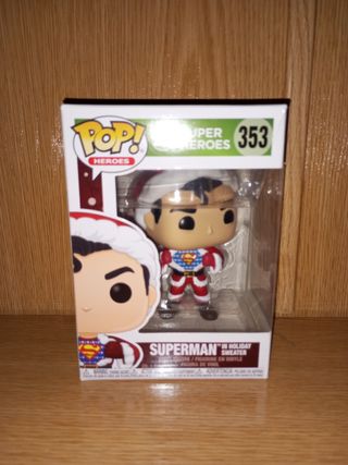 Funko Pop Superman 353 Holiday Sweater