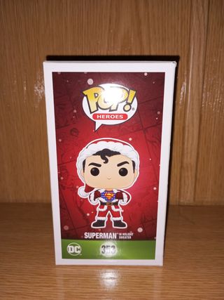 Funko Pop Superman 353 Holiday Sweater