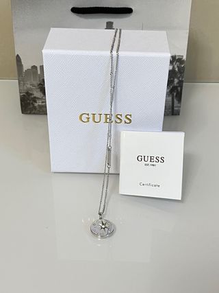 Collana Guess con Ciondolo Stella