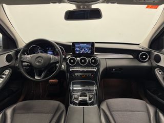 Mercedes-Benz Clase C 220 AMG