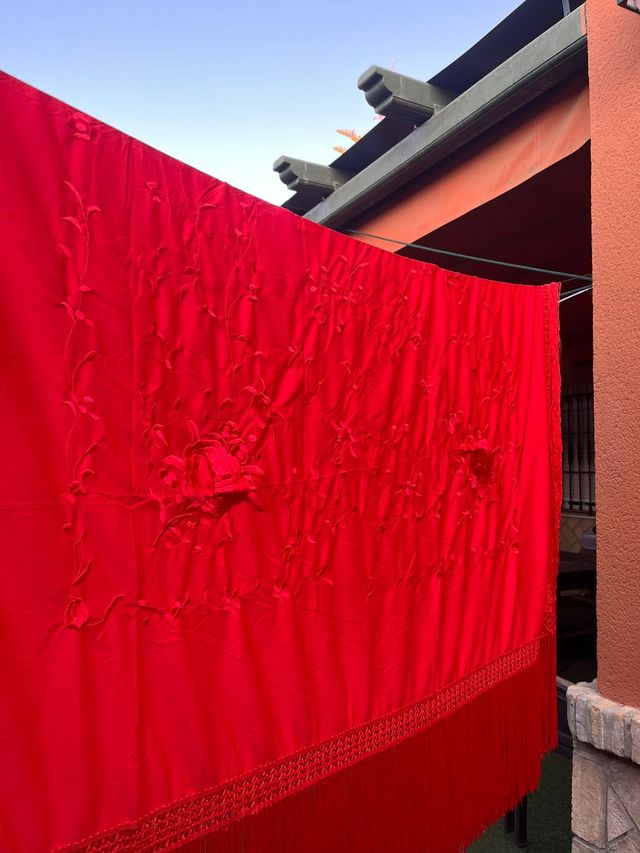 Mantón Manila bordado 150cm
