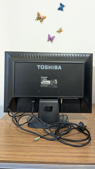 Monitor 20" Toshiba Tekbright con altavoces