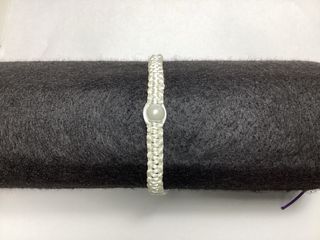 Pulsera artesanal con perla